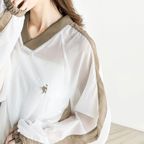 トップス Tシャツ レディース レトロ 配色 胸 刺繍 シアー 速乾性 ナイロン 裾 ドロスト V ...