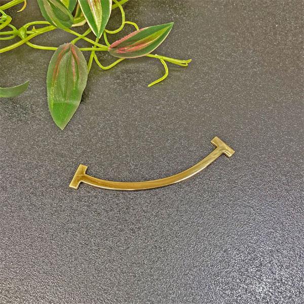 真鍮  ゴールド スマイル 笑顔 １０ｃｍ  看板 表札 ネームプレート  ネコポス メール便