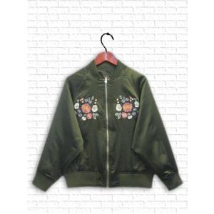 [ブルゾン]　花柄刺繍入り裏地付きＭＡ-１ジャケット
