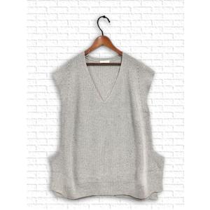[T・H COMPANY]　Vネックデザインニットベスト