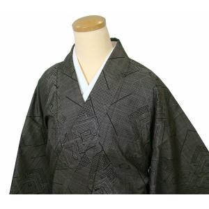 紬のきもの 麻の葉亀甲花柄 絣織の大島紬風 正絹 7901 : きものあかね