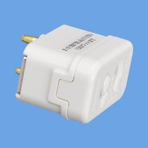 パナソニック 配線器具【WH66012WP】(ホワイト) マグネットコンセント用アダプタ〔▽〕
