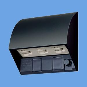 パナソニック 配線器具【WK4603B】(ブラック) 防水コンセント(３コ口) スマート接地防水トリプルコンセント (抜け止め式・アースターミナル式) (露出・埋込両用)