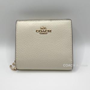 COACH コーチ　ミニウォレット 折り財布　チョーク ホワイト 白色C2862 COACH（コーチ） 二つ折り財布 ミニ財布 折財布 パスケース レディース