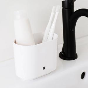 umbra ステップ ハブラシホルダー ホワイト 歯ブラシスタンド おしゃれ かわいい ハブラシ 歯ブラシ立て 歯磨き 歯磨き粉 洗面所 洗面所収納の商品画像