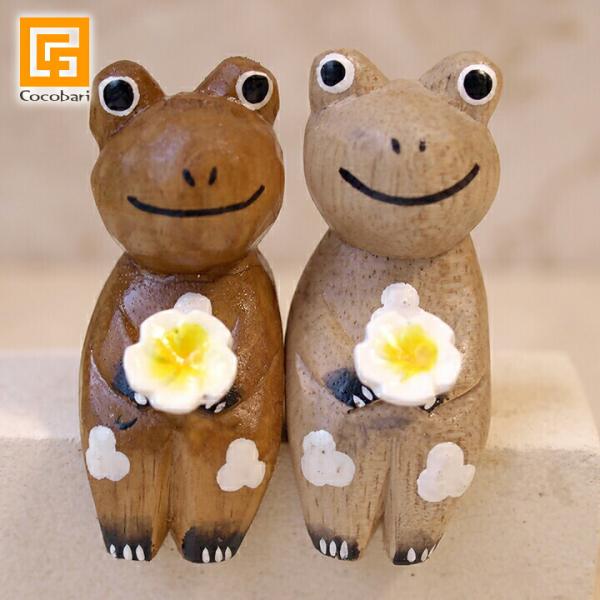 木彫りのカエルS カップル  置物 オブジェ 玄関 縁起物 おしゃれ かわいい グッズ 小物 木彫り...