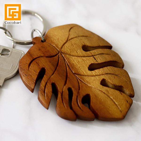 木製キーリング(モンステラ) ※カニカン付き モンステラ キーホルダー 木製 特別感 ガムランボール...