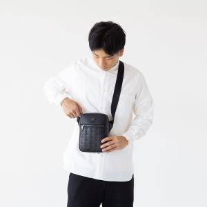 ラコステ モノグラム ショルダーバッグ LAC...の詳細画像2
