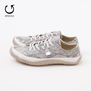 SPINGLE（スピングル） スピングルムーブ ミドルカット スニーカー
