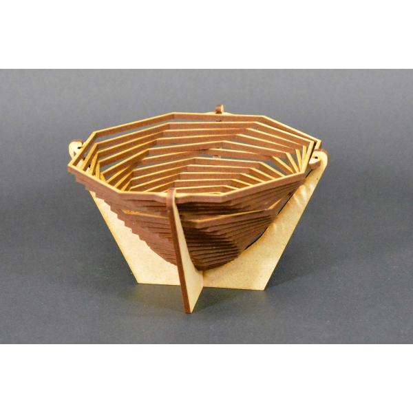 らせん状小物入れ（オクタゴンタイプ・八角形）