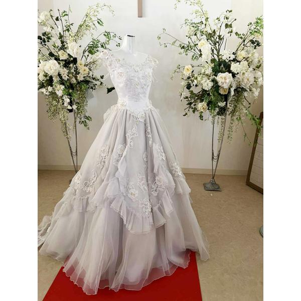 貸衣裳処分品 ウェデイングドレス7ステファノリッチ　７号