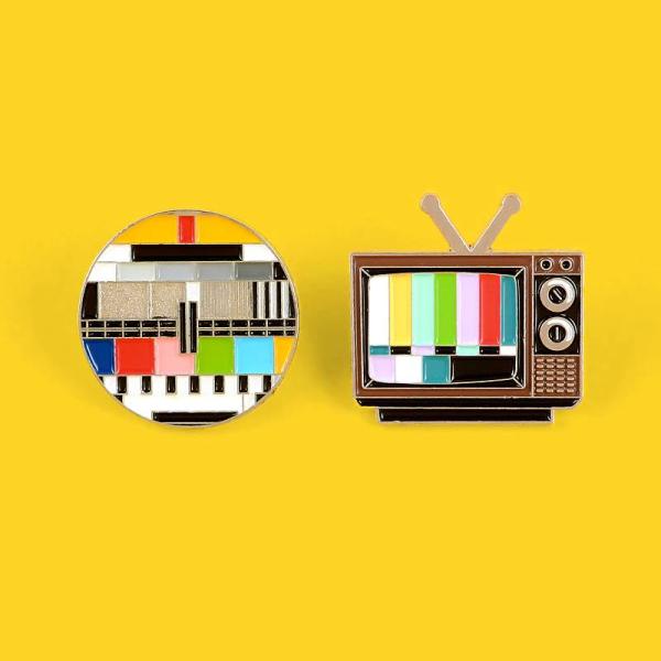 ピンバッジ ファッション ブローチ テレビ テストカード 放送休止 テストパターン メンズ レディー...
