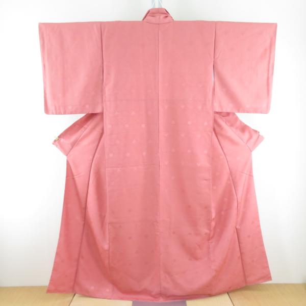 色無地 袷 広衿 赤桃色 桐に橘地紋 洗える ポリエステル 紋なし カジュアル 仕立て上がり着物 身...