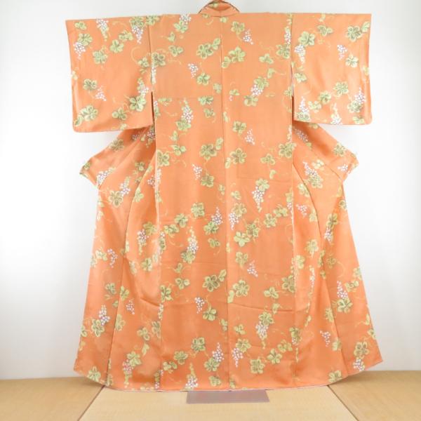 小紋 葡萄唐草文様 袷 広衿 橙色 正絹 仕立て上がり カジュアル着物 身丈159cm