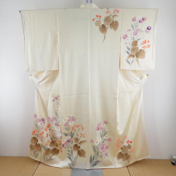 付下げ 袷 パステル系 薄黄色ｘ薄紫色ｘオレンジ色 クリーム色系 草花紋様 広衿 正絹 仕立て上がり...