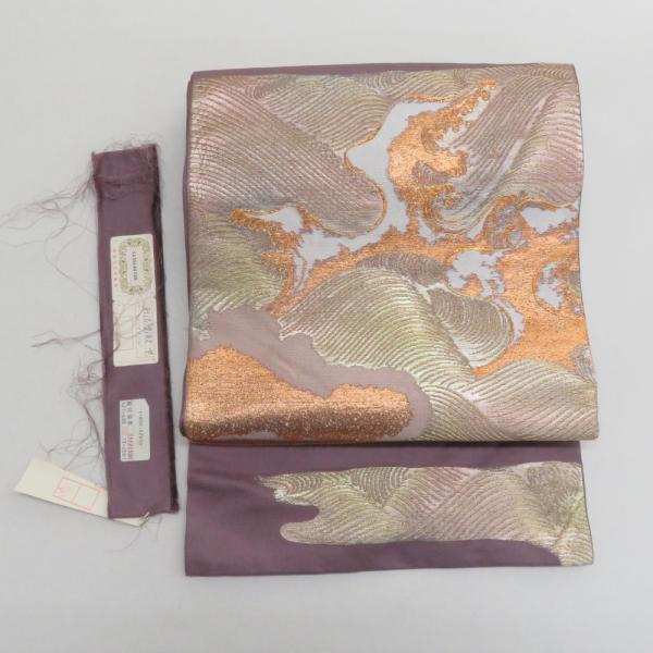 龍村美術織物 袋帯 たつむら 彩流涛波文 紫色ｘ金色ｘピンク色 金糸銀糸 お太鼓柄 正絹 証紙付き ...