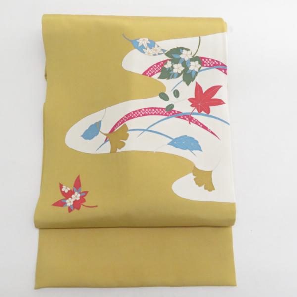 名古屋帯 辛子色ｘ白色ｘ多色 お太鼓柄 流水に葉や花紋様 正絹 カジュアル 仕立て上がり 着物帯 長...