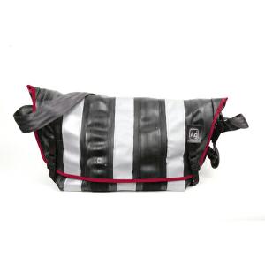 Alchemy Goods(アルケミーグッズ):MESSENGER ラージサイズメッセンジャーバッグ[ルビー]｜cocoterracemore