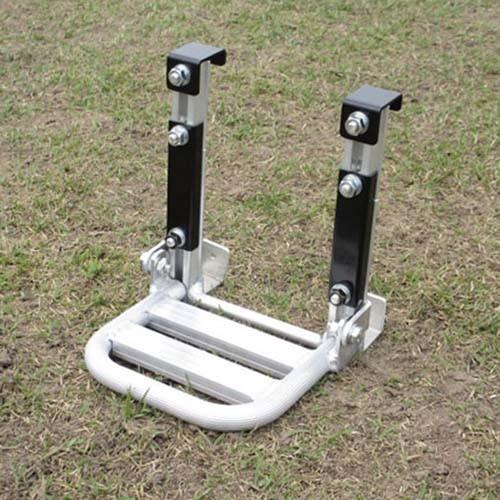 ミツル:折りたたみ式 軽トラステップ KTS660(メーカー直送品) 取り外し無用！アオリの裏にステ...