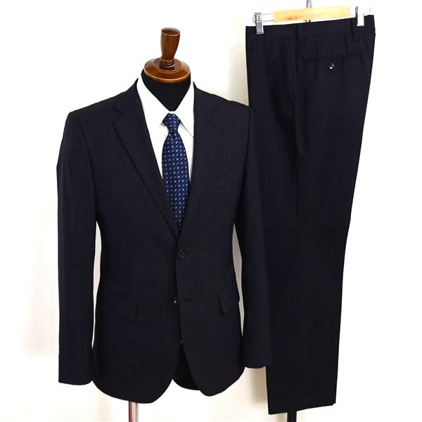 美品 コムサイズム 2つボタン シングルスーツ S YA4 ブラック ストライプ ノータック 袖口4...