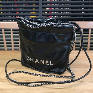 CHANEL（シャネル） 【超美品】シャネル ココボール ミニマトラッセ 20