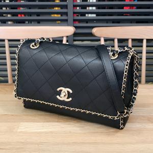 CHANEL シャネル バニティ チェーンショルダーバッグ ラムスキン