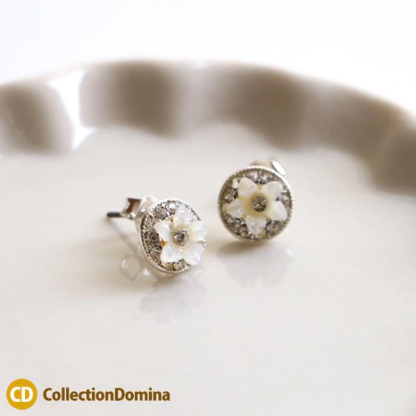 チタンポスト ピアス スタッドピアス 小ぶり 小さめ ミニピアス 花 フラワーモチーフ シェル 貝製...