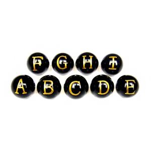 粒販売 オニキス アルファベット 金色彫刻 丸玉 8mm A〜Z &amp; 0〜9で文字選択 1粒...
