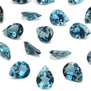 糸魚川翡翠 黒翡翠 勾玉 4A級 縦約16mm 二ノ型 産地証明書 国産 桐箱