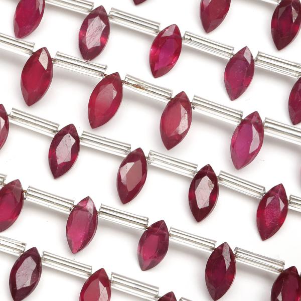 ルビー マーキスファセットカット 8×4mm［プレミアムカット］【1連販売】 / 9-122 RU8...