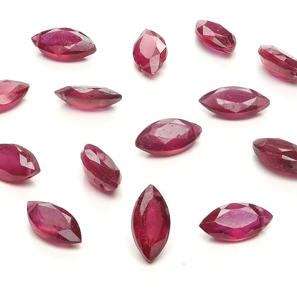 粒販売 アフリカ産 ルビー マーキスファセットカット 8×4mm［プレミアムカット］【1粒販売】 /...