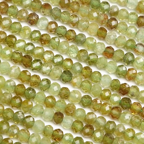 グロッシュラーライトガーネット 面カット 丸玉 3mm［プレミアムカット］【1連販売】 / 7-10...