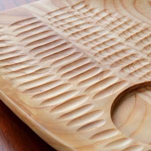 お盆 23cm トレー 手彫り 天然木 プレイ...の詳細画像4