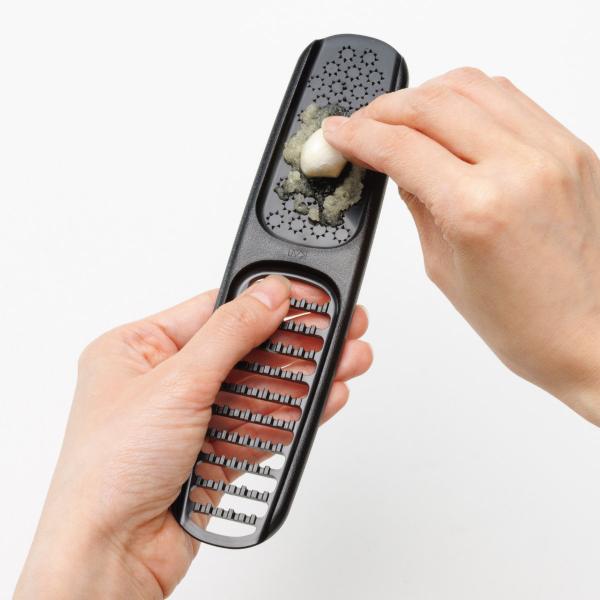 にんにくおろし器 みじん切り にんにくマスター 食洗機対応 貝印 （ にんにく おろし器 小さい に...