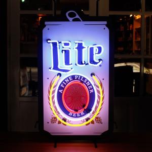 アメリカンネオンサイン Miller Lite （OFFICIAL NEON） 縦80×横45cm ミラービール ガレージ インテ｜colour