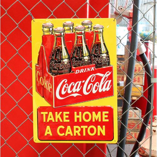 エンボスメタルサイン Coca-Cola Bland Take Home Carton #21800...