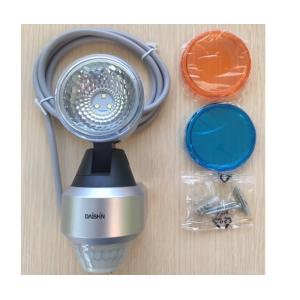 コンセント式LEDセンサーライト 屋外　防犯　屋内　明るい