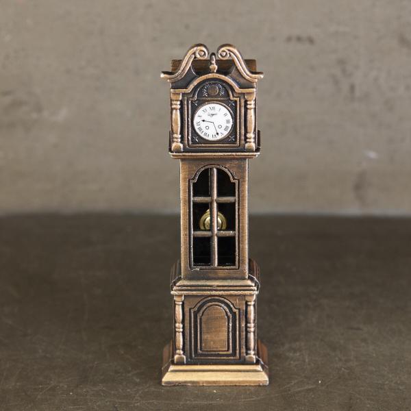 アンティーク シャープナー 鉛筆削り オブジェ ミニチュア 置時計　A