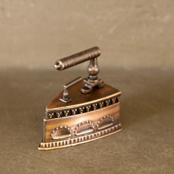 アンティーク シャープナー 鉛筆削り オブジェ ミニチュア アイロン