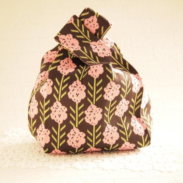 セール！20％OFF！！おしゃれ 軽量 ニットバッグ サブバッグ 買い物袋 ピンクフラワー