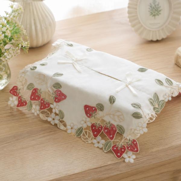 高級刺繍ティッシュカバー ティッシュケース ストロベリー クリーム いちご柄