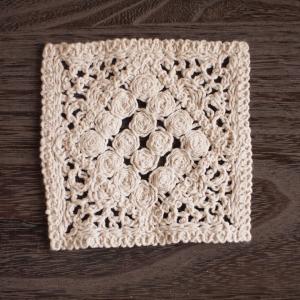 レース コースター テーブルコースター ナチュラル アンティーク レース　コースター　ラナンキュラス　11×11cm　ベージュ
