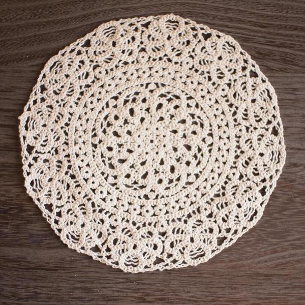 レース　ドイリー　ビオラ　S　ベージュ　Φ19cm　花瓶敷