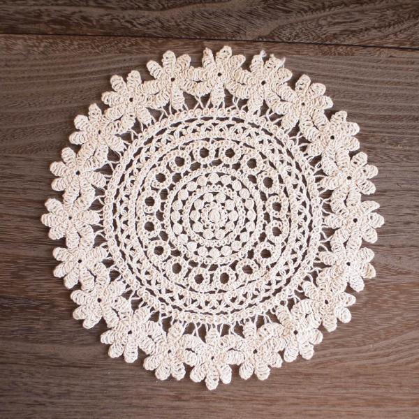 レース　ドイリー　オルタンシア　L　ベージュ　Φ24cm　花瓶敷