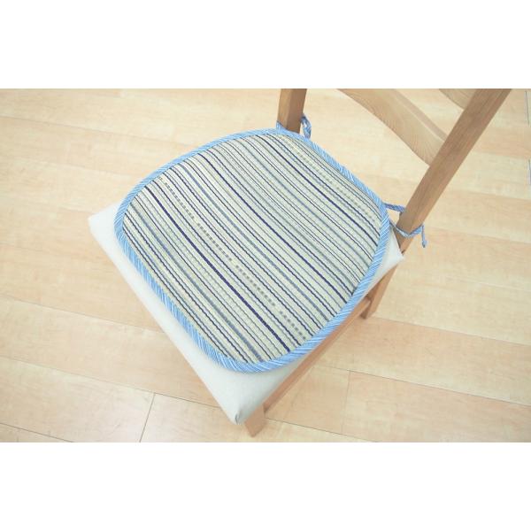 送料無料 肌に跡がつきにくい！い草 馬蹄 バテイクッション 座布団 涼仙 約40×38cm クッショ...