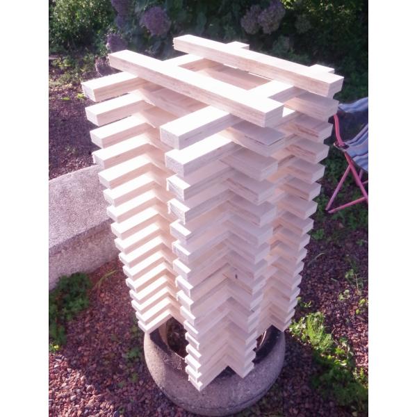 薪６４本 ２３kg ３２段の井桁組みが出来ます 焚火 キャンプファイヤー アウトドア燃料 BBQ バ...