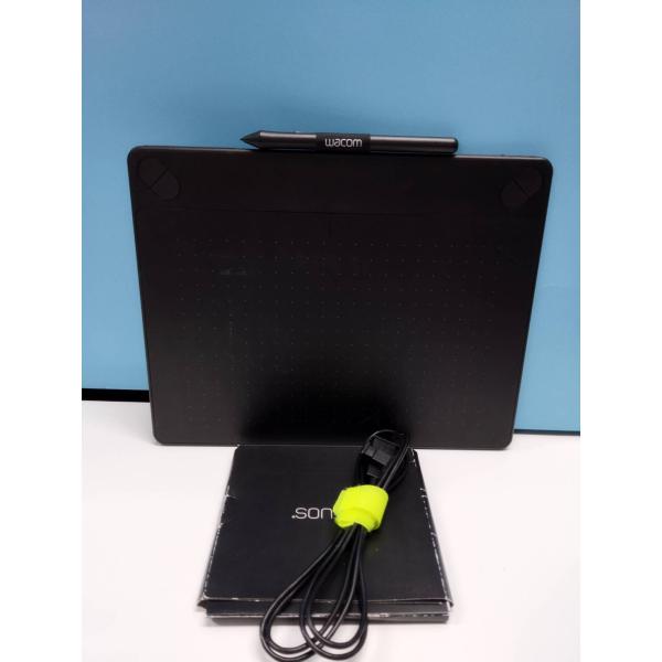 Wacom Intuos ペンタブレット CTH-690/K