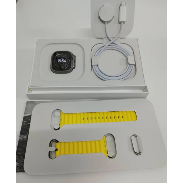 【美品】Apple Watch Ultra/GPS+セルラー/49mm/A2684/チタニウム〈MN...