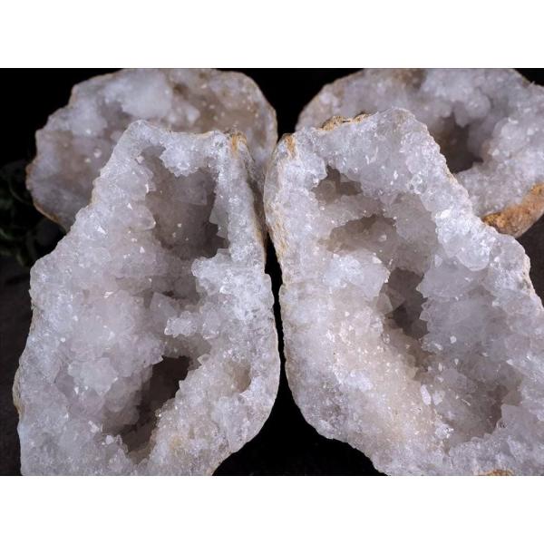 モロッコ産ジオード 晶洞 水晶 原石 約1kg-2kg 希少鉱物共生タイプも 完全浄化に 極上キラキ...