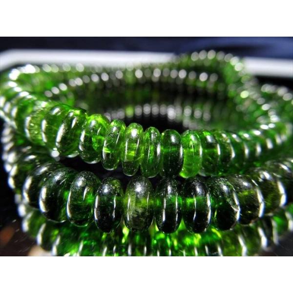 透明感あり クロムダイオプサイト ボタン型 ブレスレット 幅約6.5mm つやつやボタン 透明感あり...